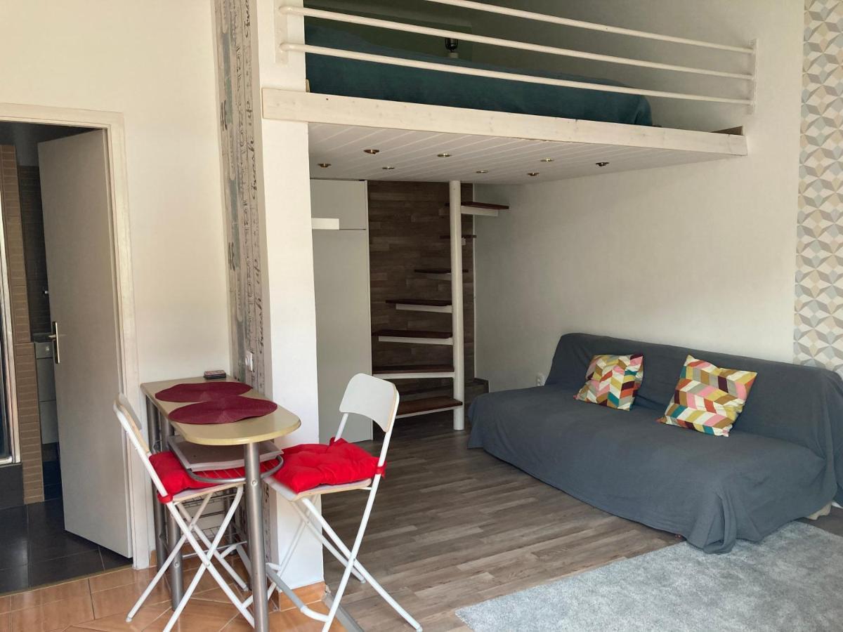 Apartamento Dora'S Calm Nest Over The Chestnut Tree Budapest Exterior foto